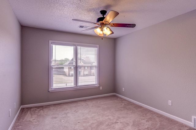 1339 RIDING BROOK DR, Collierville, TN 38017