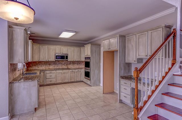 1339 RIDING BROOK DR, Collierville, TN 38017