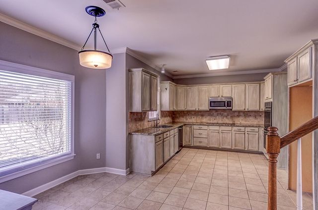 1339 RIDING BROOK DR, Collierville, TN 38017