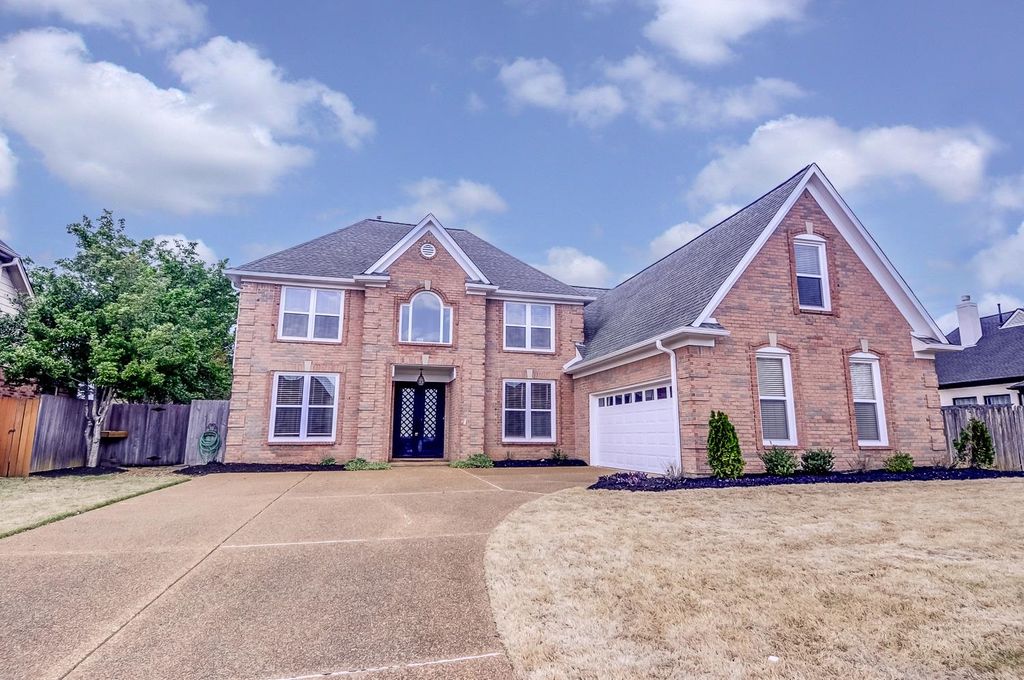 1339 RIDING BROOK DR, Collierville, TN 38017