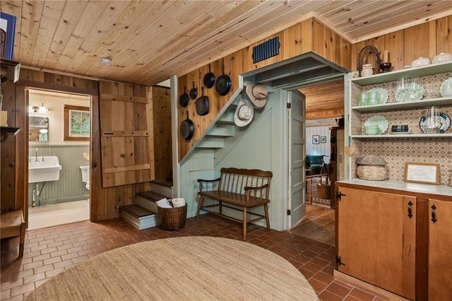 31 Bear Creek Lane, Clayton, GA 30525