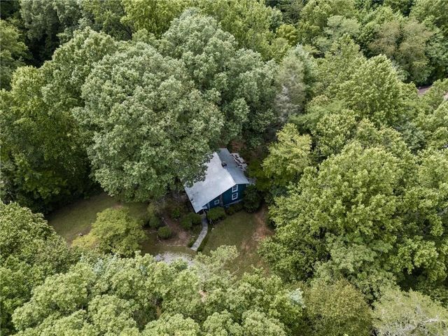 31 Bear Creek Lane, Clayton, GA 30525