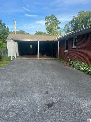 2200 Homewood Dr, Paducah, KY 42003