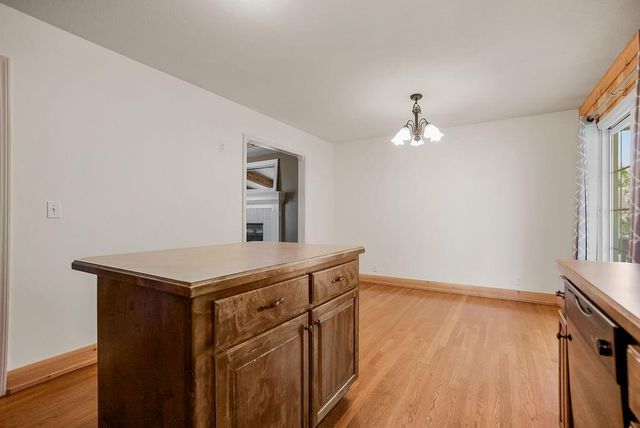 421 Golfview Drive, Pleasant Hill, MO 64080