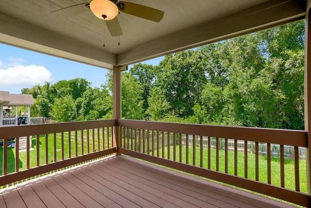 421 Golfview Drive, Pleasant Hill, MO 64080