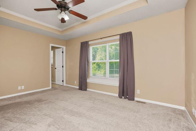 421 Golfview Drive, Pleasant Hill, MO 64080