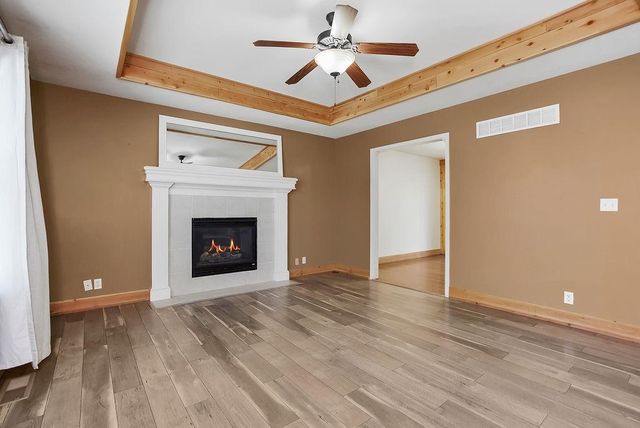 421 Golfview Drive, Pleasant Hill, MO 64080