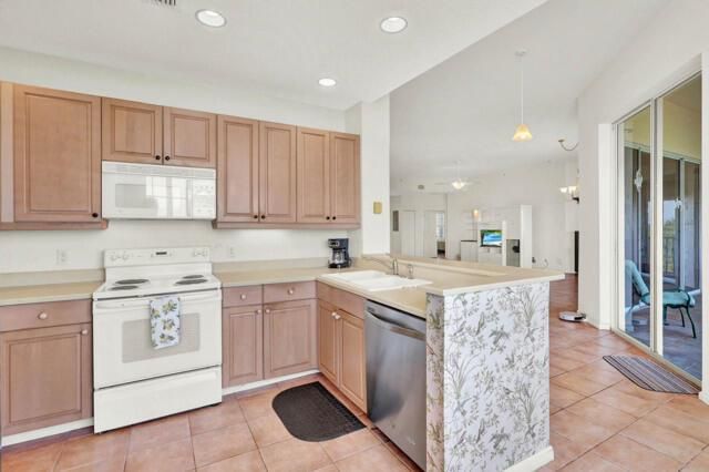 5799 NE Island Cove Way 1404, Stuart, FL 34996