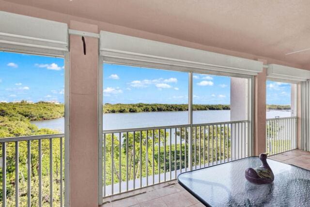 5799 NE Island Cove Way 1404, Stuart, FL 34996