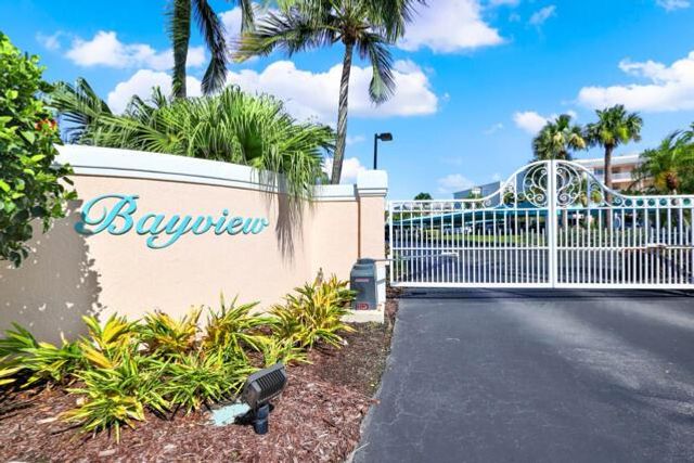 5799 NE Island Cove Way 1404, Stuart, FL 34996