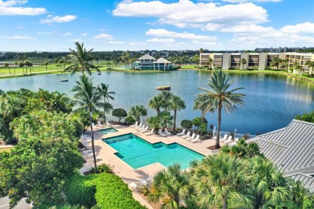 5799 NE Island Cove Way 1404, Stuart, FL 34996