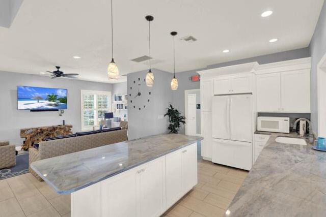 5799 NE Island Cove Way 1404, Stuart, FL 34996