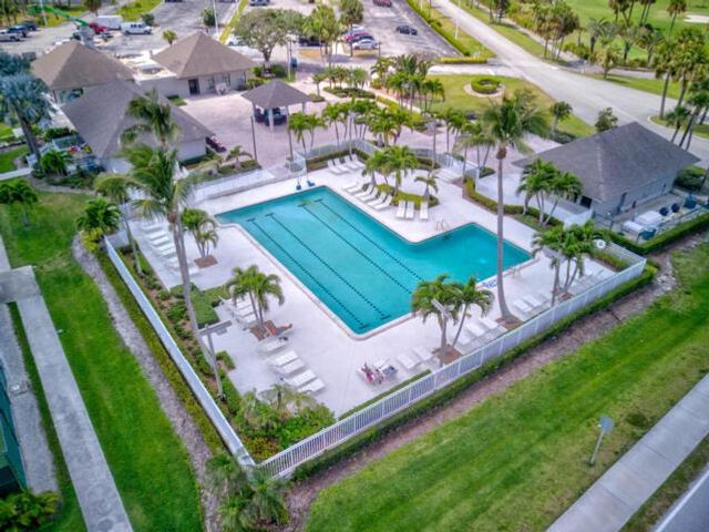 5799 NE Island Cove Way 1404, Stuart, FL 34996