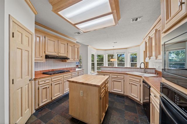 20306 Courageous Drive, Hockley, TX 77447