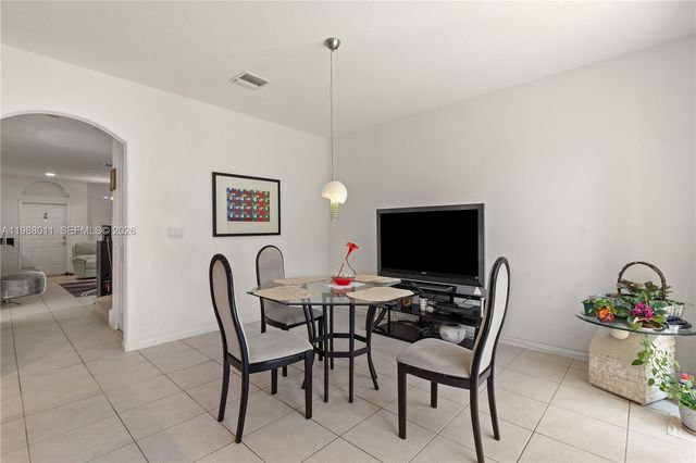 2883 SW 85th Avenue 106, Miramar, FL 33025