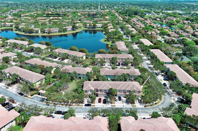 2883 SW 85th Avenue 106, Miramar, FL 33025