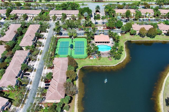 2883 SW 85th Avenue 106, Miramar, FL 33025