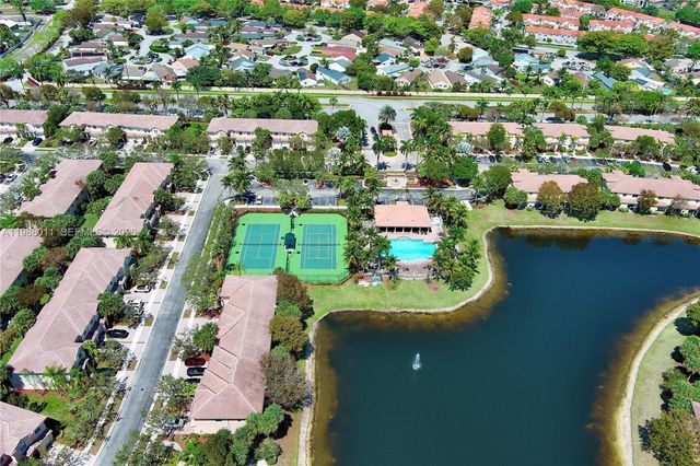 2883 SW 85th Avenue 106, Miramar, FL 33025