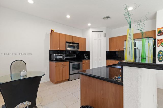2883 SW 85th Avenue 106, Miramar, FL 33025