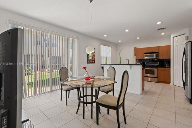 2883 SW 85th Avenue 106, Miramar, FL 33025