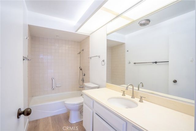 222 S Central, Los Angeles, CA 90012