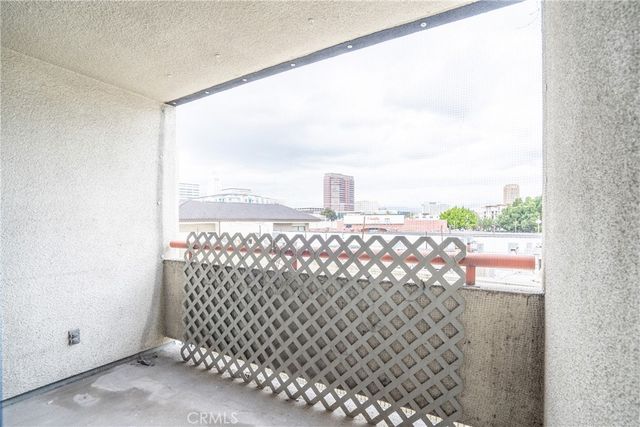 222 S Central, Los Angeles, CA 90012