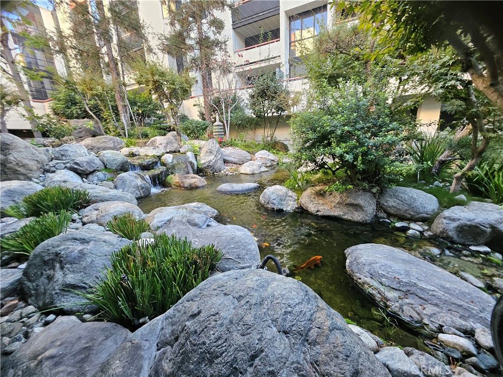 222 S Central, Los Angeles, CA 90012