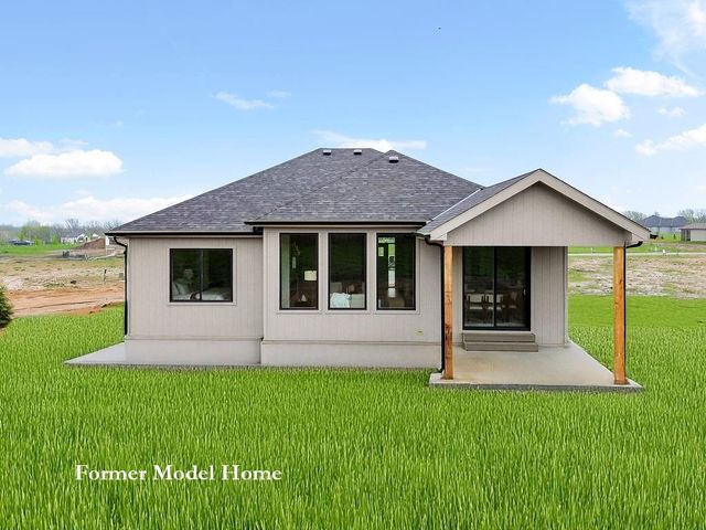 8000 SE Hoot Owl Street, Blue Springs, MO 64014