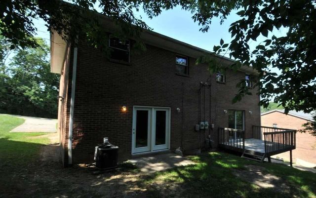 32 Kyles Lane, Fort Thomas, KY 41075