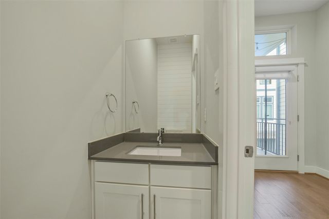 760 W Donovan Street, Houston, TX 77091