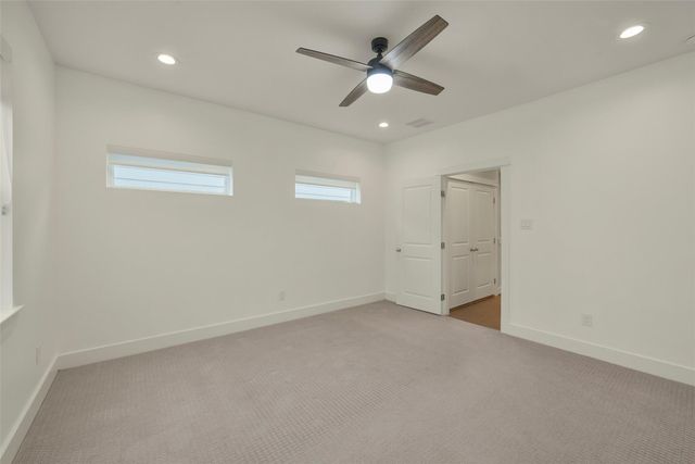 760 W Donovan Street, Houston, TX 77091