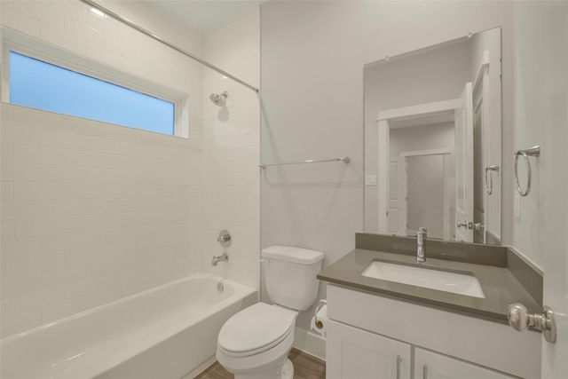 760 W Donovan Street, Houston, TX 77091