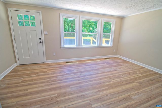 135 IROQUOIS TRL, Ruckersville, VA 22968