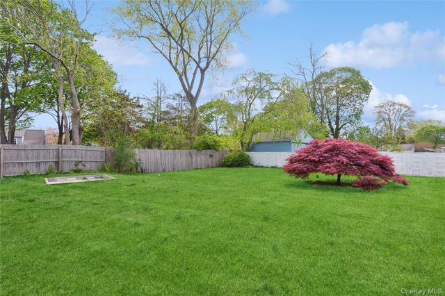 276 Fishel Avenue, Riverhead, NY 11901