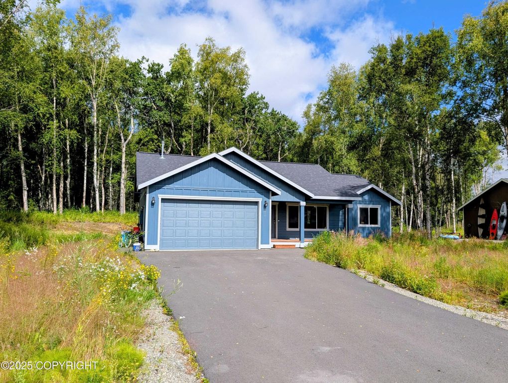 6896 E Amarok Avenue, Wasilla, AK 99654