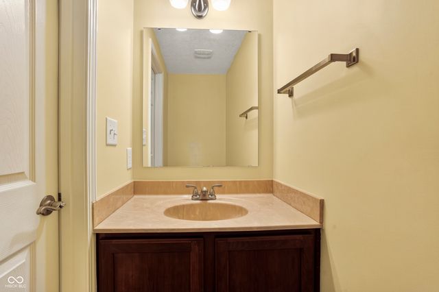 6603 Taraval Drive, Indianapolis, IN 46260