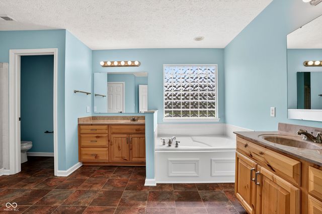 6603 Taraval Drive, Indianapolis, IN 46260