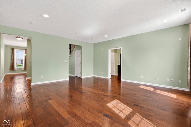 6603 Taraval Drive, Indianapolis, IN 46260