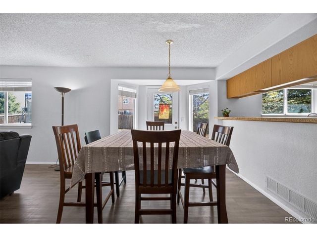 4052 S Kirk Way, Aurora, CO 80013