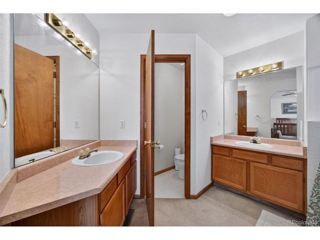 4052 S Kirk Way, Aurora, CO 80013