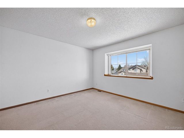 4052 S Kirk Way, Aurora, CO 80013