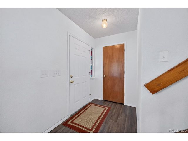 4052 S Kirk Way, Aurora, CO 80013