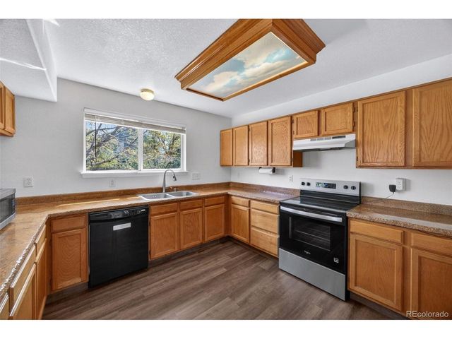 4052 S Kirk Way, Aurora, CO 80013