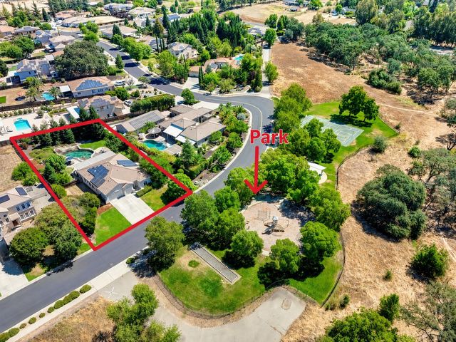 4481 Springhill Dr, Roseville, CA 95747