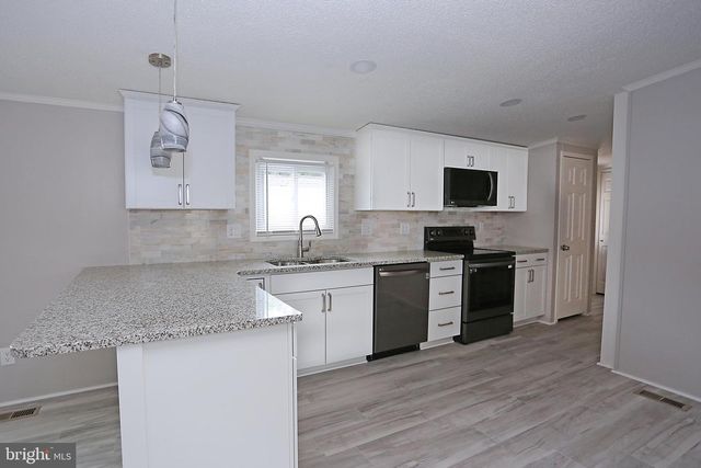 1325 SLIGH LANE, Baltimore, MD 21220