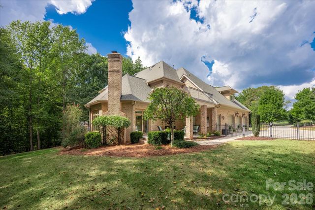 1005 Firethorne Club Drive, Marvin, NC 28173