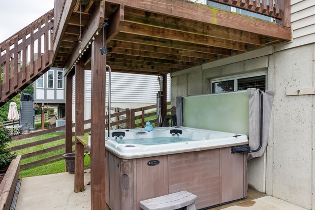2881 Lauren Meadows Drive, Hebron, KY 41048