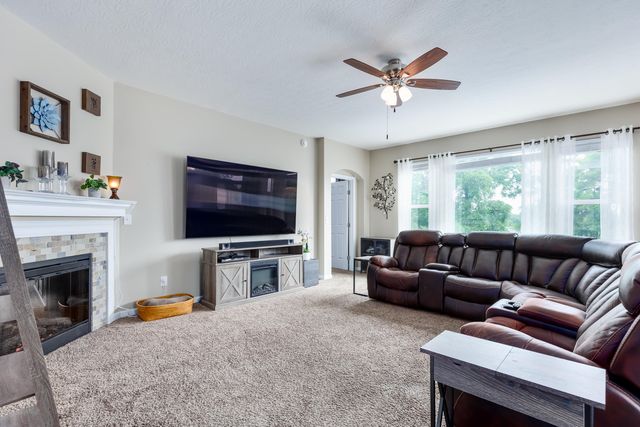 2881 Lauren Meadows Drive, Hebron, KY 41048