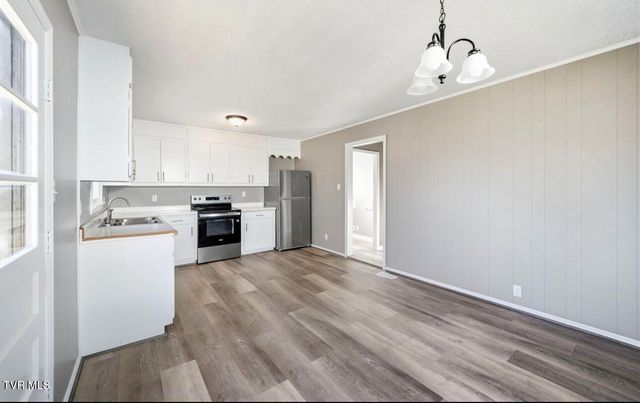 2616 Park Avenue, Johnson City, TN 37601