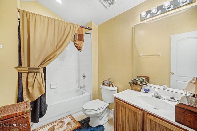 494 BROCKHAM Drive, Jacksonville, FL 32221